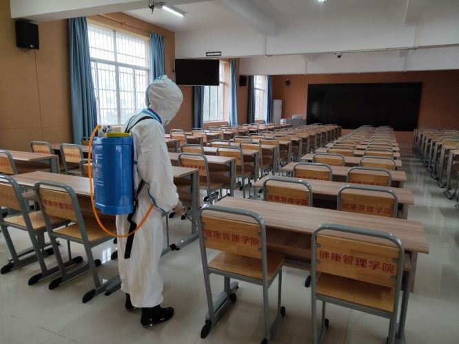 海南健康管理职业技术学院 重要场所清洁消毒