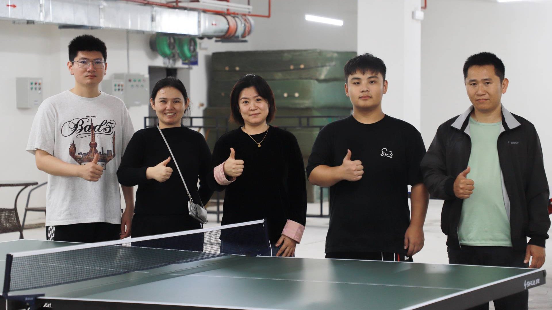 总务处组织后勤人员优化老城校区校园环境